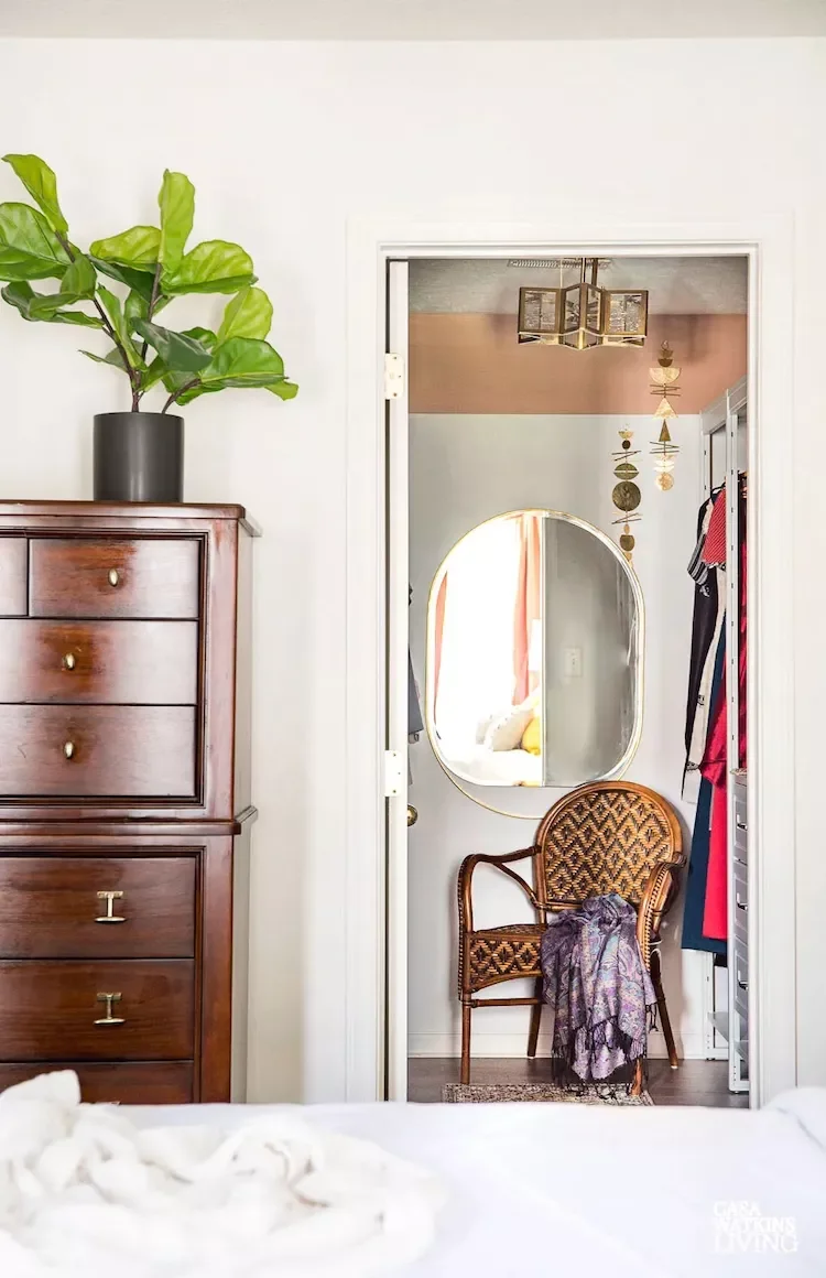 Revamp a Walk-In Closet