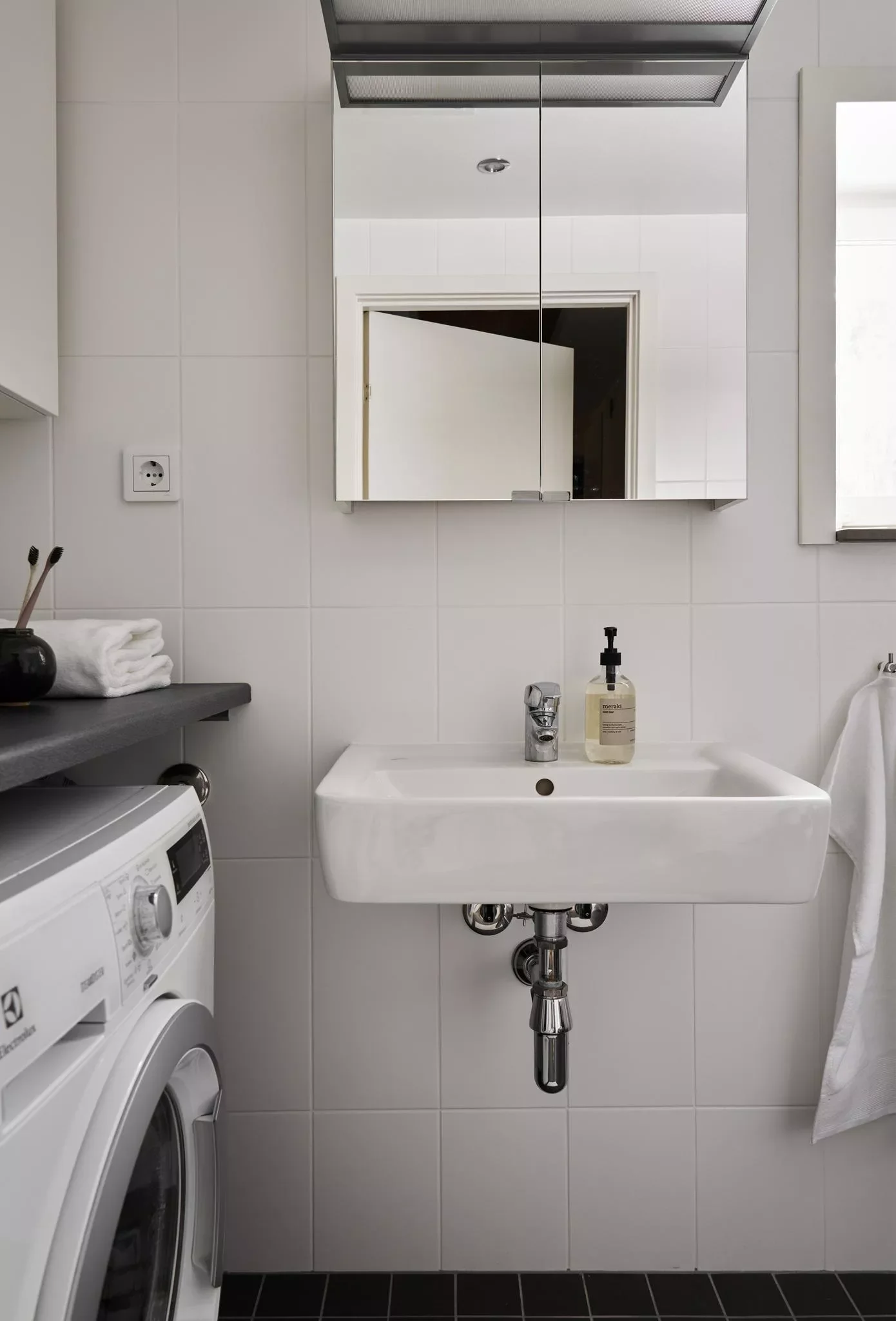 Select an Under-Counter Washer