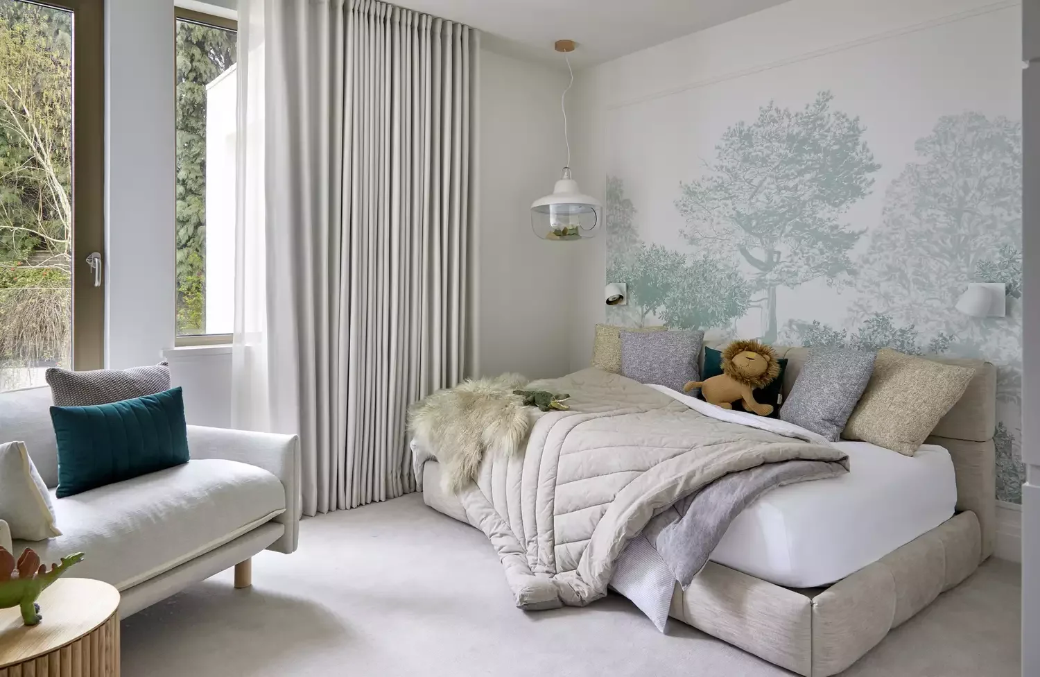 Set Up a Daybed