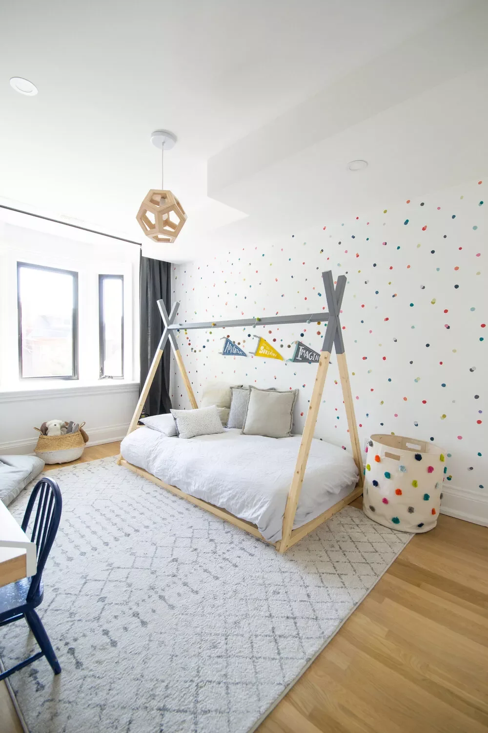 Set Up a Floor Bed
