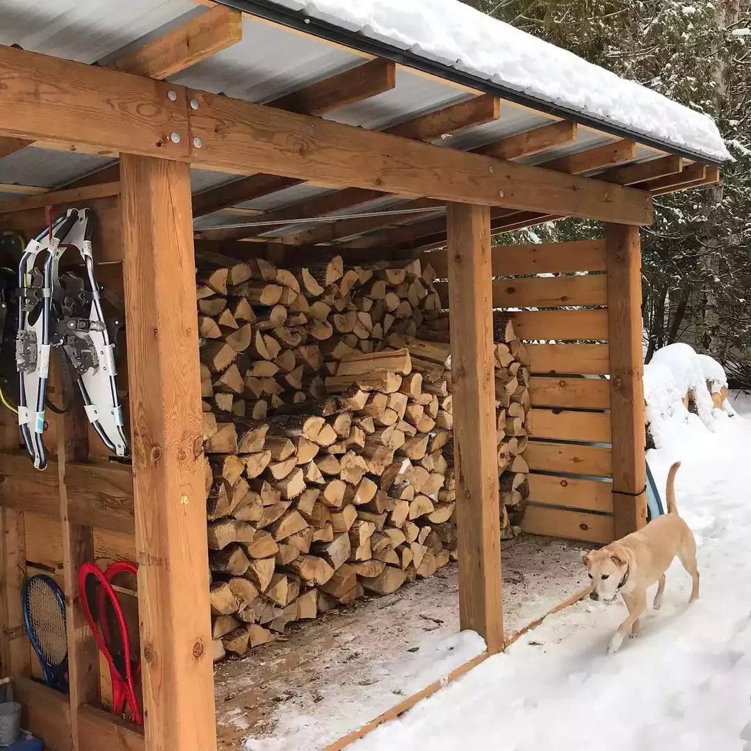 Simple Barn-Style Shed