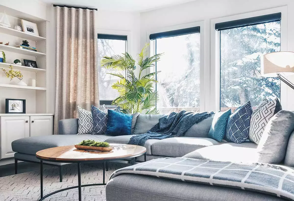 Single Curtain Panel