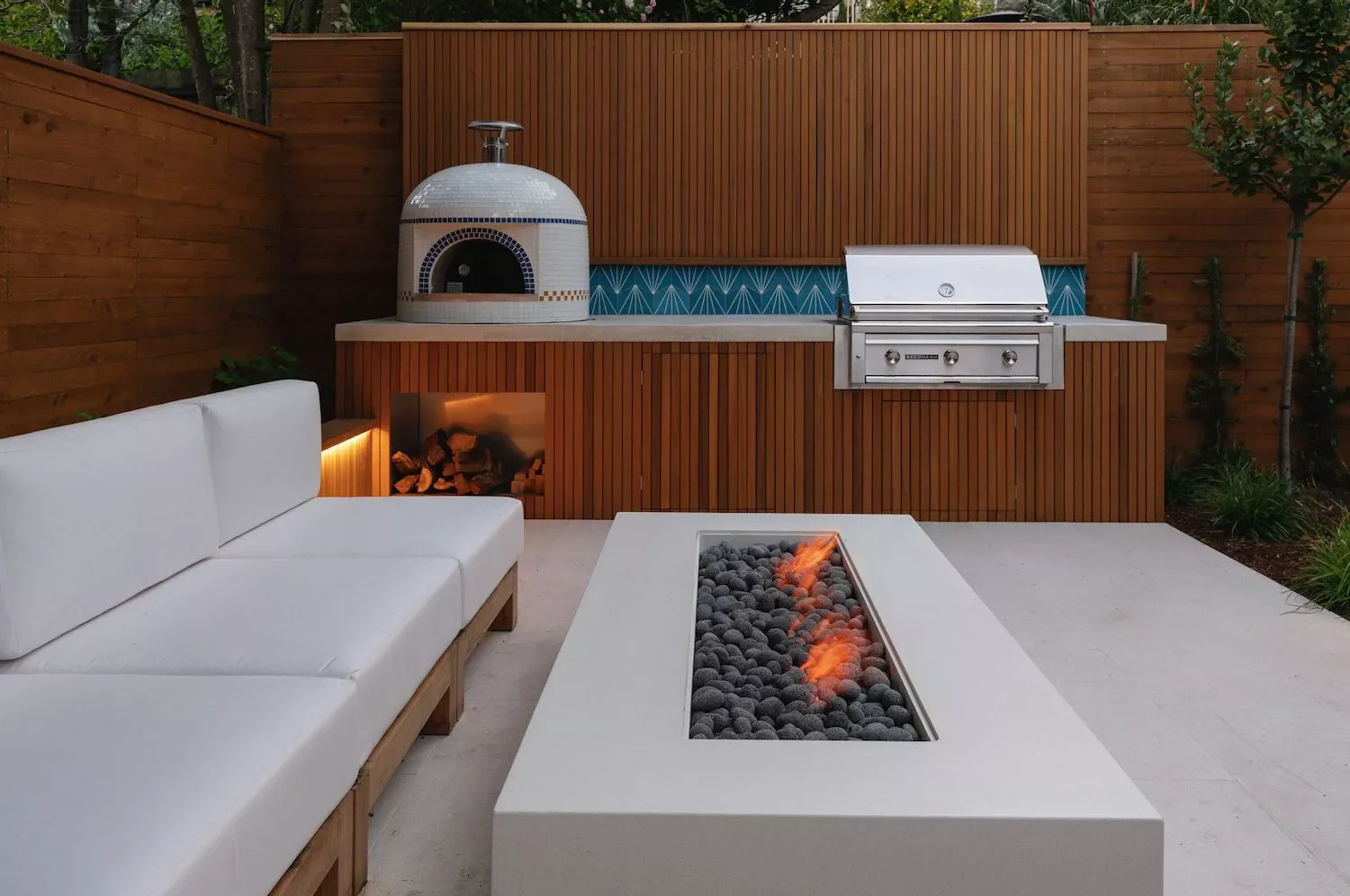 Sleek Small Outdoor Kitchen