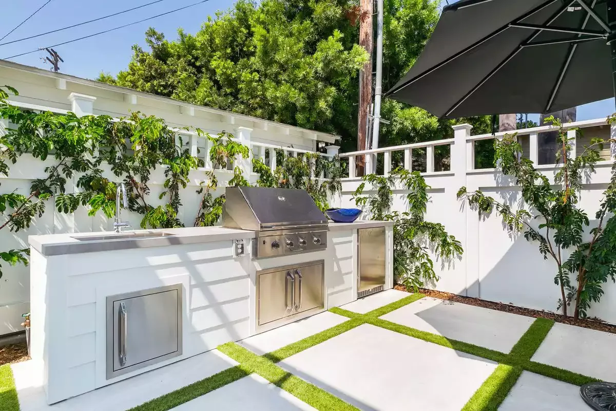 Small White Outdoor Kitchen