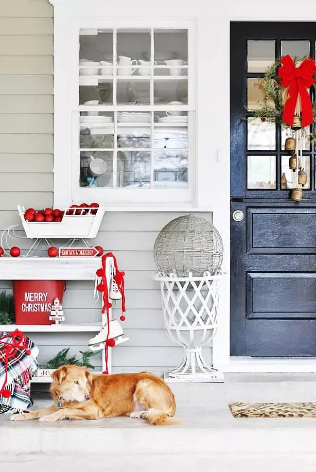 Style a Porch Vignette