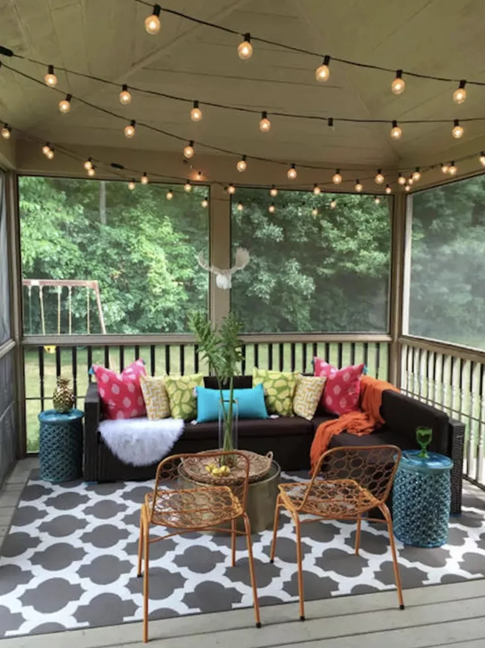 The Cheerful Hangout