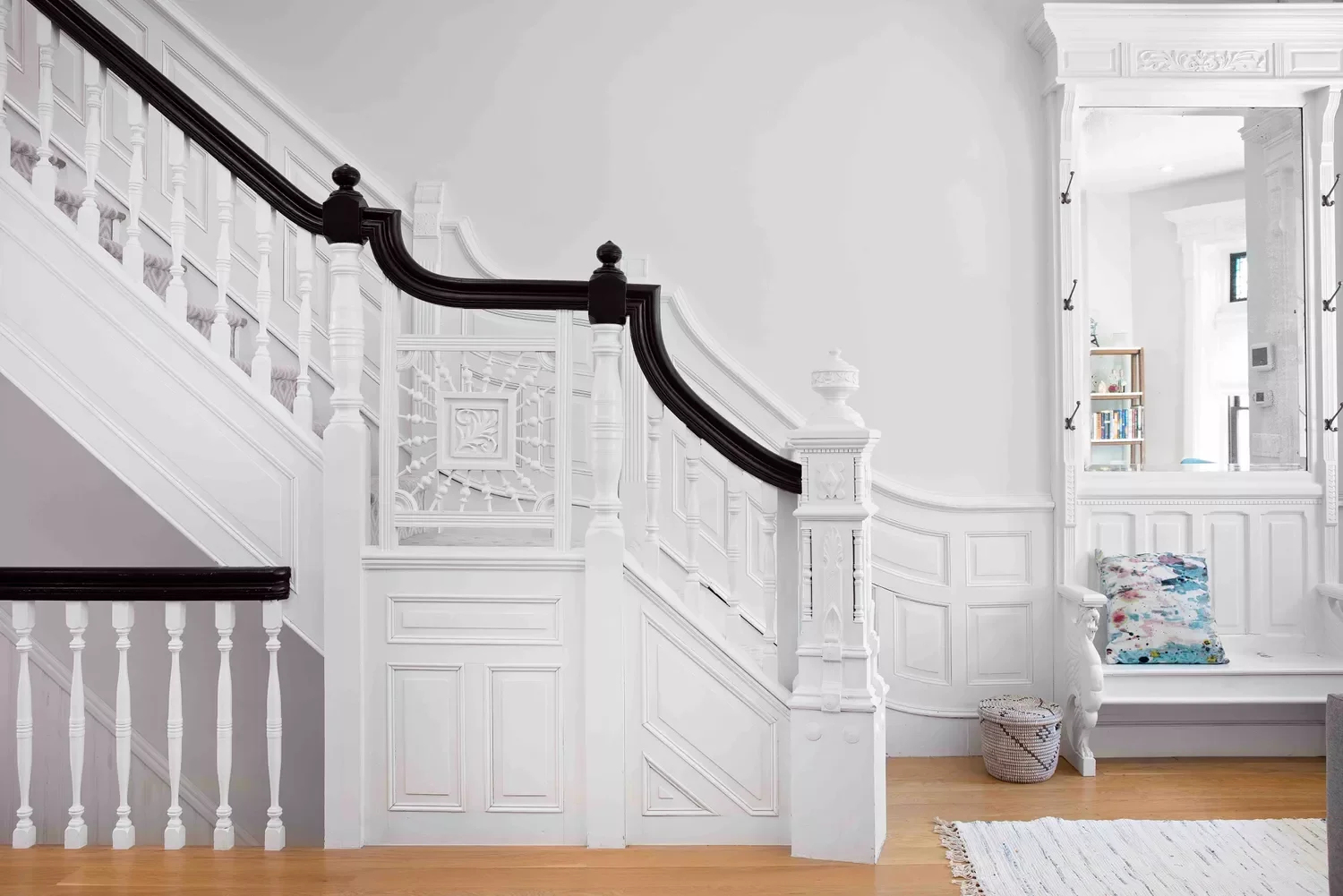 Traditional Wood Spindle Railing