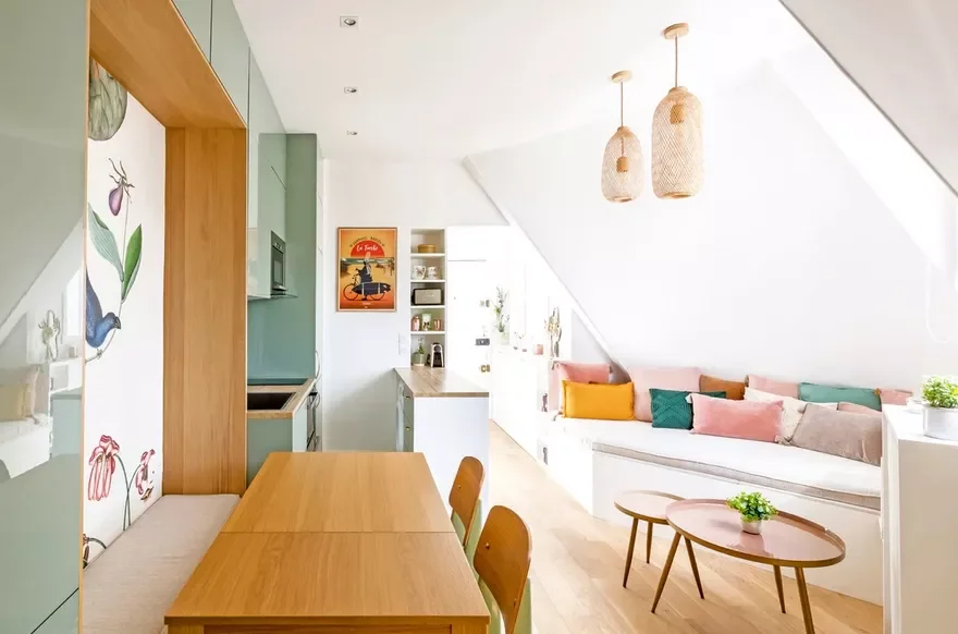 Try Handpainted Wallpaper