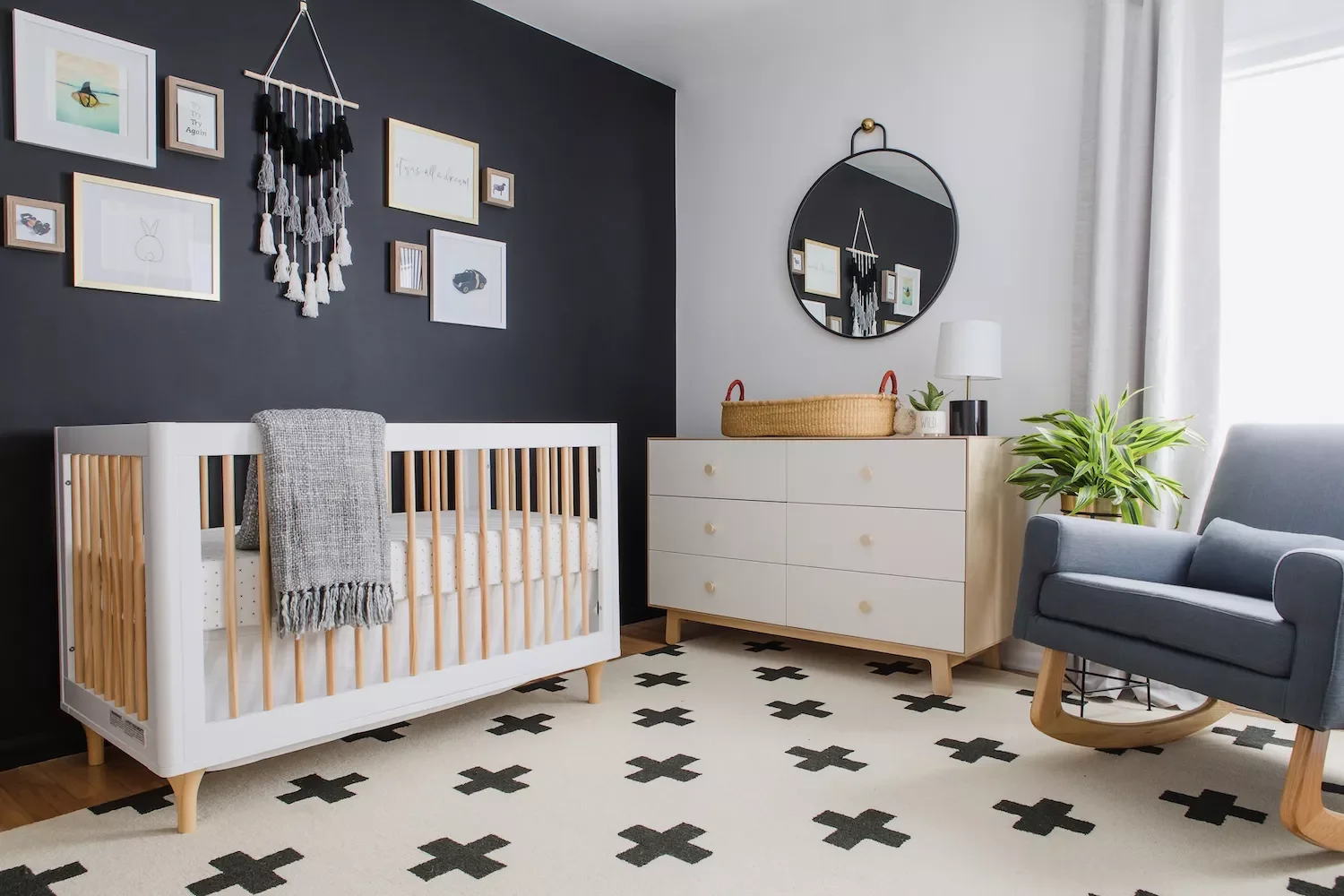 Try a Black Accent Wall