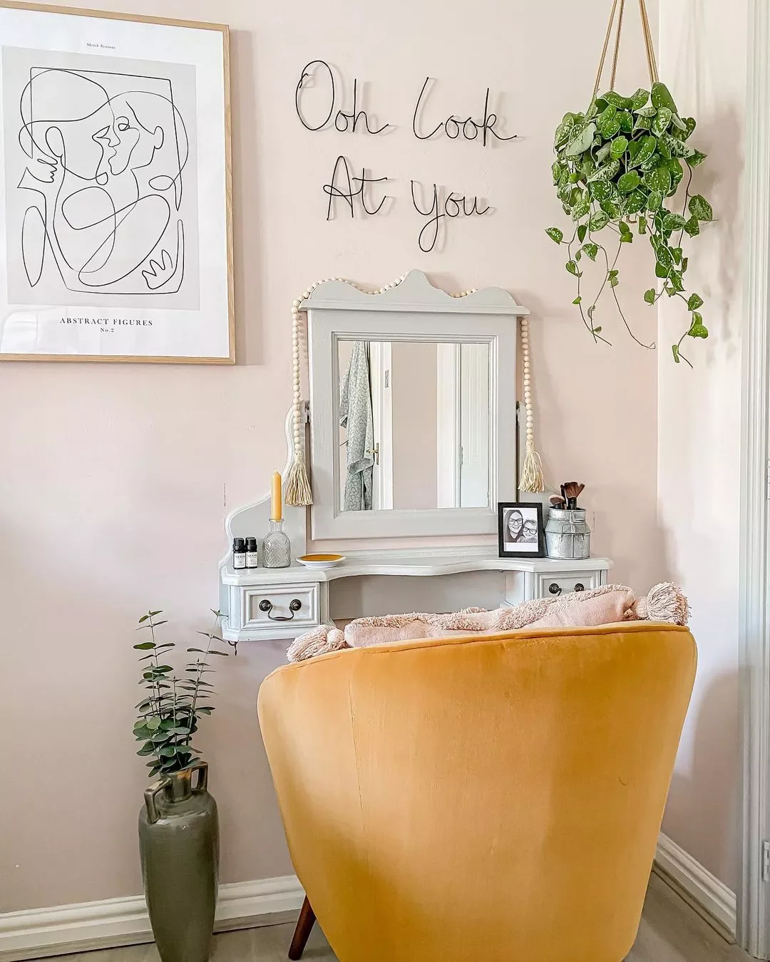 Try a Vanity With a Twist