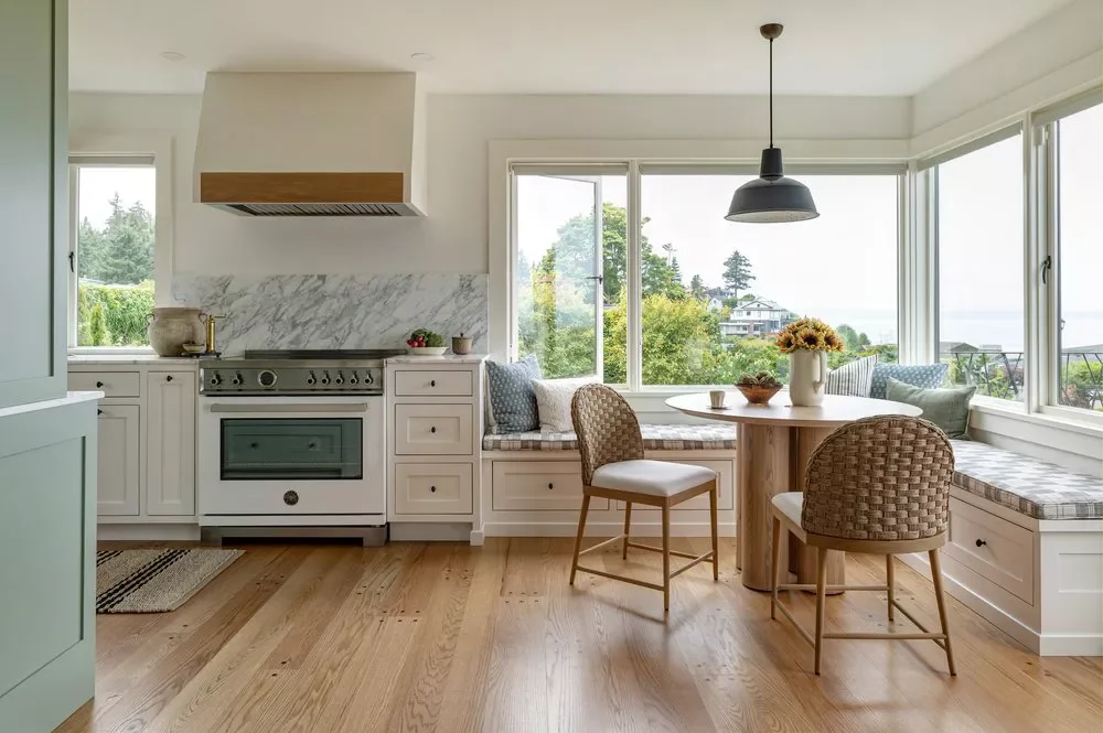Try an Extra-Large Banquette