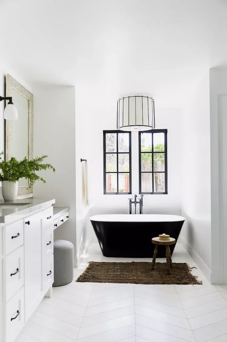 Tub Niche