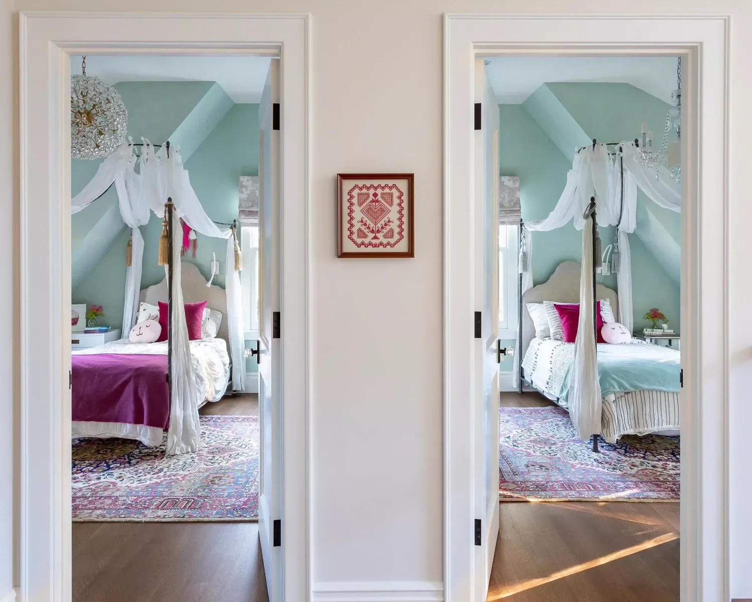 Twin Canopy Beds