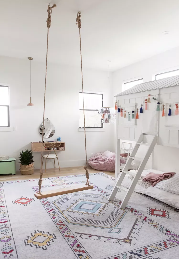 Wall-Mounted Desk
