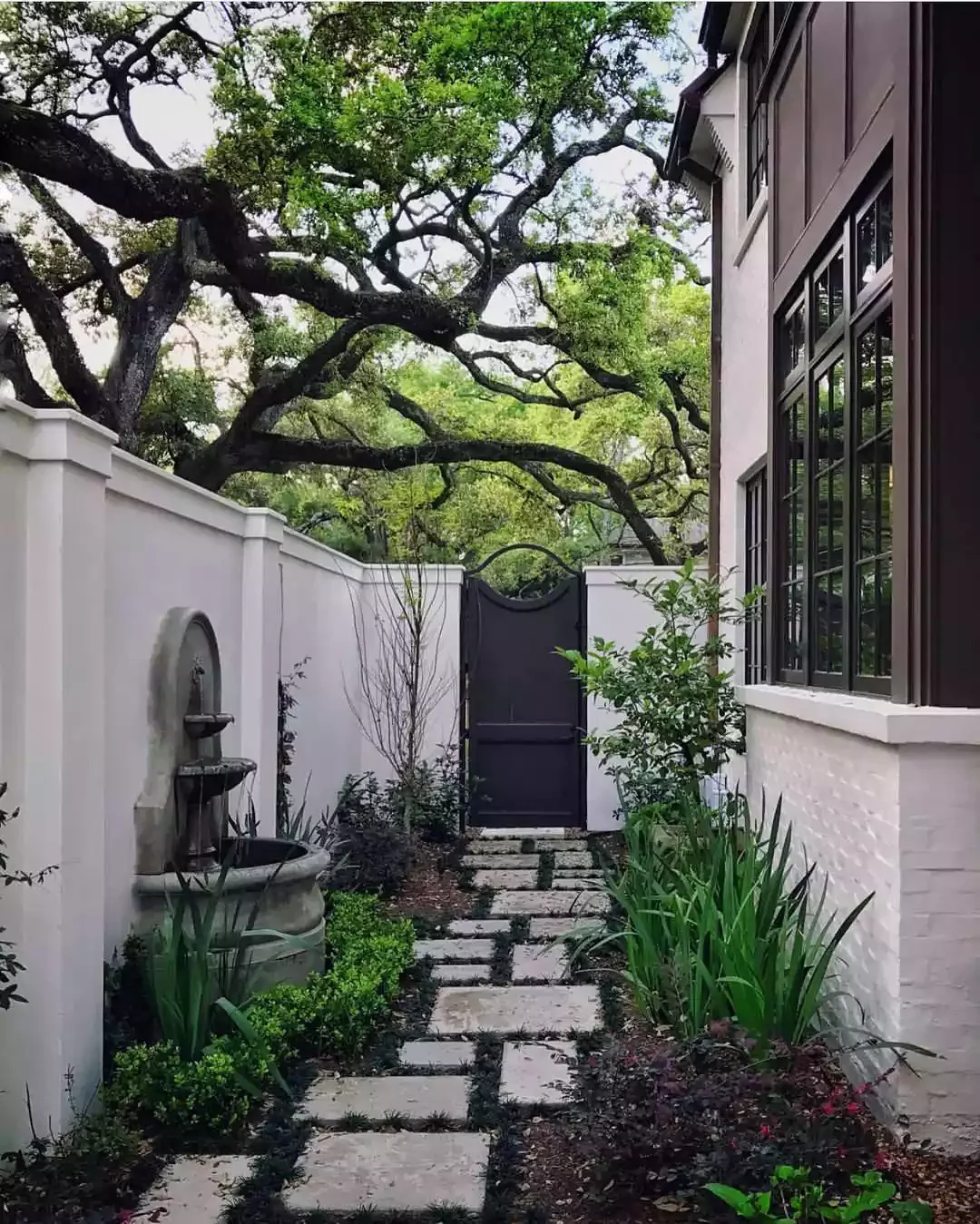 Water Fountain Courtyard